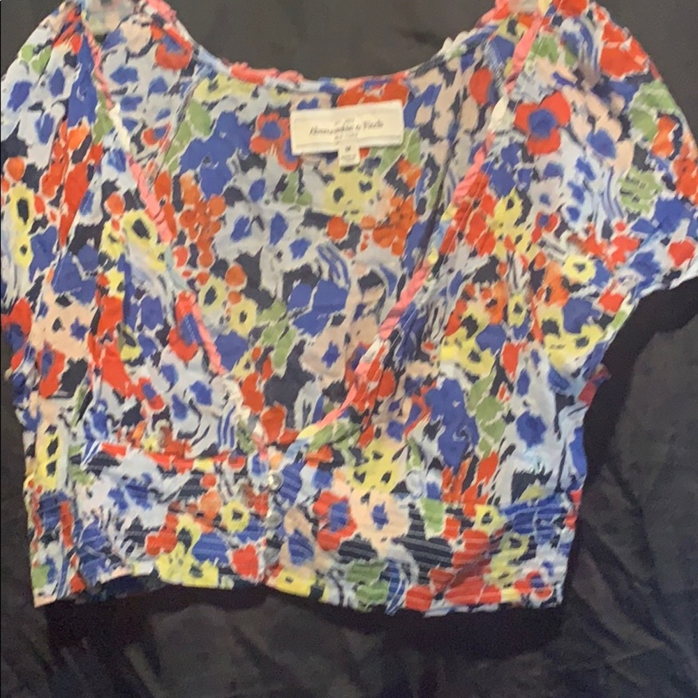 Abercrombie and Fitch crop